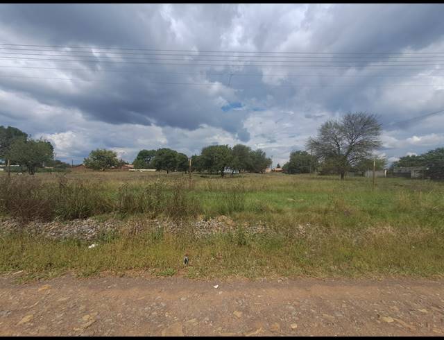 1,107M² VACANT LAND FOR SALE IN RIVERSDALE